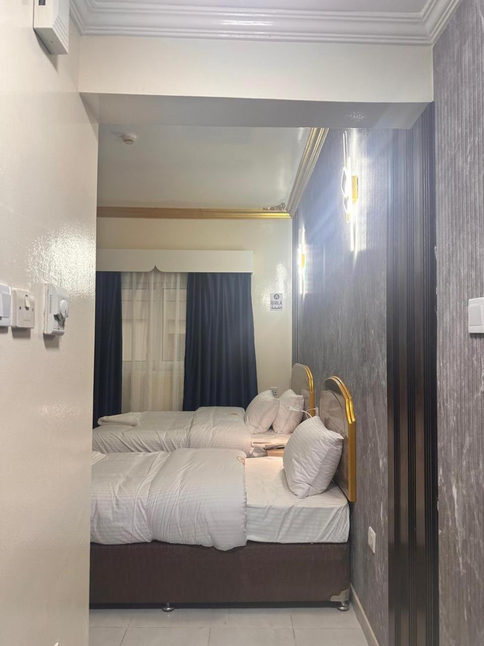 Galaxy Star Hotel Dubai Bagian luar foto