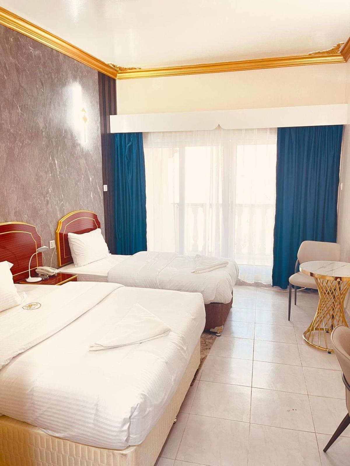 Galaxy Star Hotel Dubai Bagian luar foto